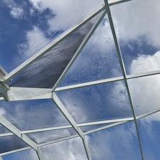 Pressure-washingPressure-cleaning-lanaiscreen-porch-in-Bellagioin-Lake-Worth-FL-33467 1